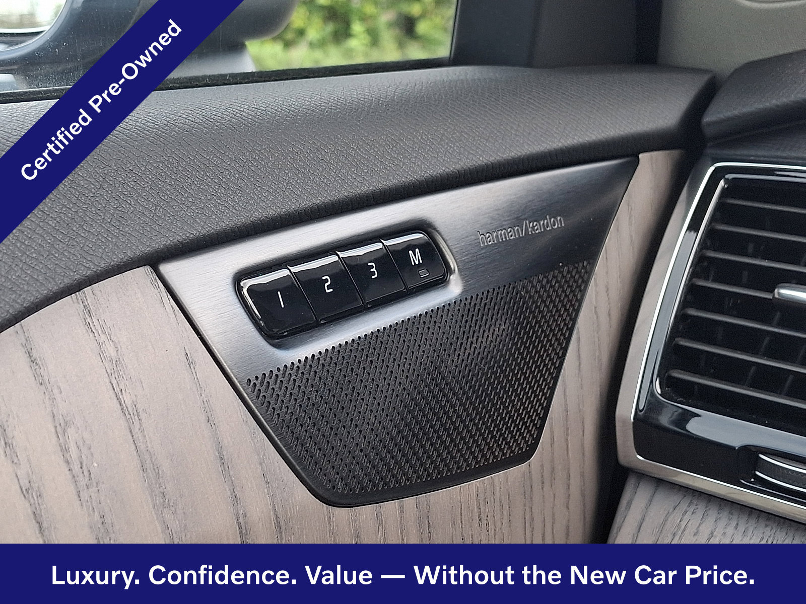 Certified 2023 Volvo XC90 B6 Plus w/ Protection Package Premier AWD/4WD image 24