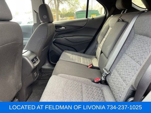 Used 2023 Chevrolet Equinox LT FWD image 9