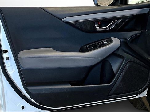 Used 2022 Subaru Outback Premium image 19