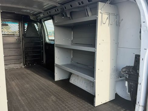 Used 2020 GMC Savana 2500 w/ Driver Convenience Package image 14
