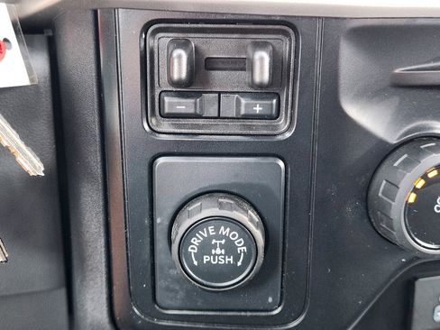 Used 2024 Ford F250 XL image 22