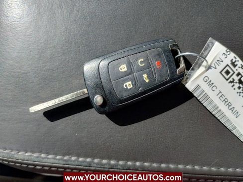 Used 2016 GMC Terrain Denali image 39