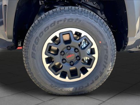New 2026 Toyota Tacoma TRD Off-Road AWD/4WD image 11