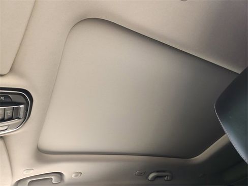 Used 2022 Jeep Grand Cherokee Limited 4xe image 24