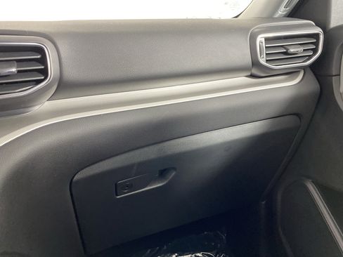 Used 2023 Ford Explorer XLT w/ Equipment Group 202A image 30