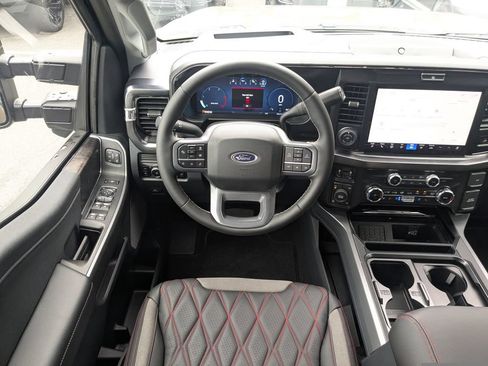 New 2026 Ford F250 Lariat w/ Black Appearance Package AWD/4WD image 16