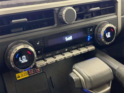 Certified 2024 Toyota Tacoma Limited w/ Limited Package (LT) AWD/4WD image 26