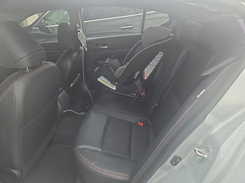 Used 2022 Nissan Altima 2.5 SR image 23