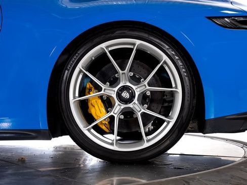 Used 2022 Porsche 911 GT3 RWD image 12