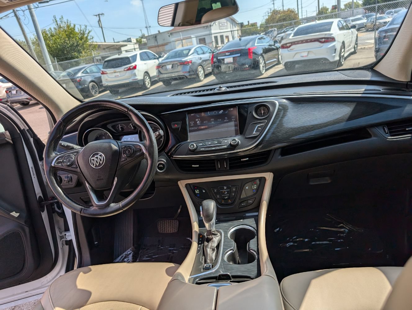 Used 2018 Buick Envision Essence AWD/4WD image 14