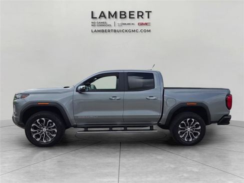 Used 2024 GMC Canyon Denali AWD/4WD image 2
