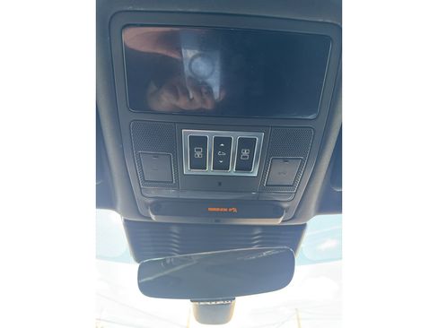 Used 2023 Land Rover Discovery S R-Dynamic AWD/4WD image 33