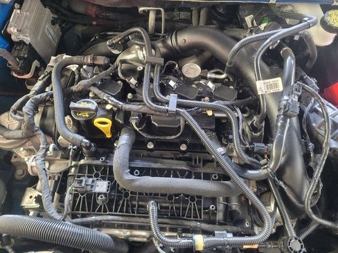 Used 2020 Ford Fusion SE FWD image 30