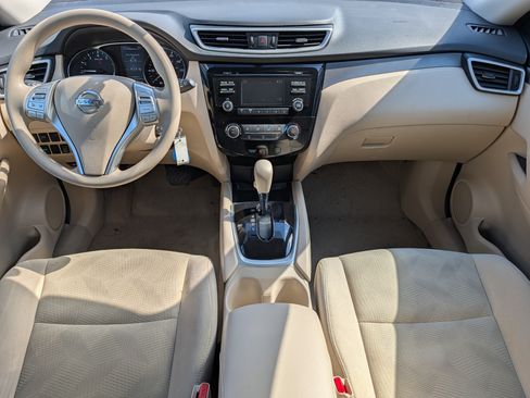 Used 2015 Nissan Rogue S w/ S Family Package AWD/4WD image 10