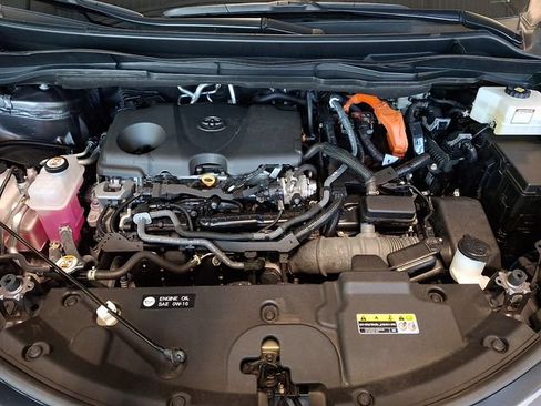 Used 2024 Toyota Sienna Platinum AWD/4WD image 28