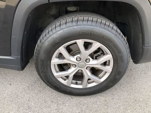 Certified 2021 Jeep Grand Cherokee L Limited w/ Trailer Tow Group (B) AWD/4WD image 12