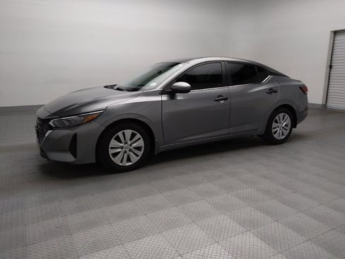 Used 2024 Nissan Sentra S FWD image 3