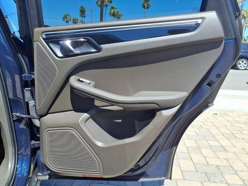 Used 2015 Porsche Macan S w/ Infotainment Package AWD/4WD image 24