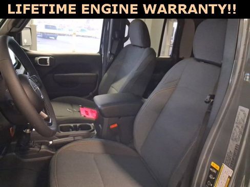 New 2026 Jeep Gladiator Sport image 21