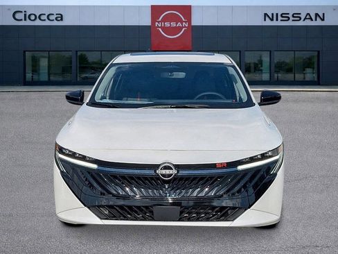 New 2026 Nissan Sentra SR w/ SR Premium Package FWD image 8