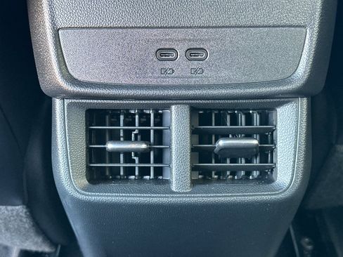Used 2026 GMC Terrain Elevation w/ Elevation Premium Package FWD image 15