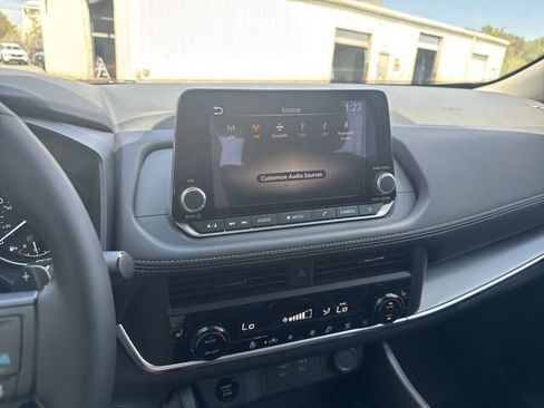 New 2026 Nissan Rogue SV FWD image 19