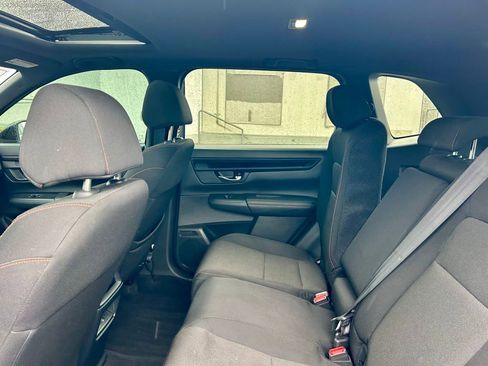 Used 2023 Honda CR-V Sport image 10
