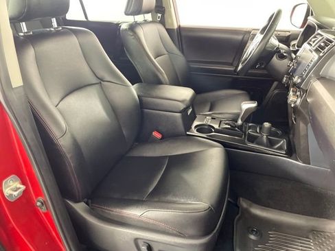 Used 2022 Toyota 4Runner TRD Off-Road Premium image 12