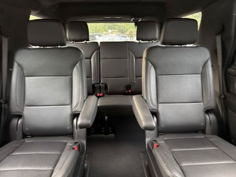 Used 2024 Chevrolet Tahoe LT RWD image 29