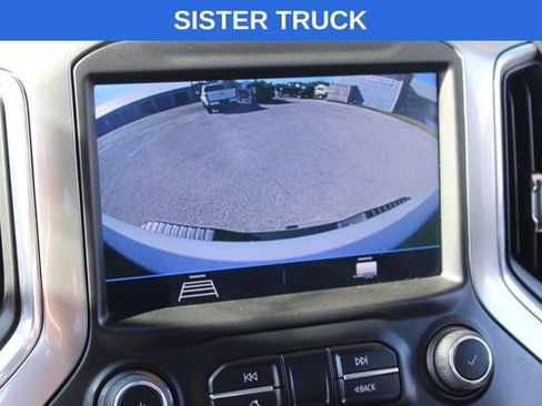 Used 2023 Chevrolet Silverado 2500 LT AWD/4WD image 23