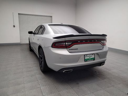 Used 2019 Dodge Charger SXT w/ Plus Group image 6