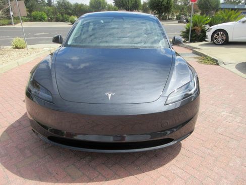 Used 2024 Tesla Model 3 RWD image 58