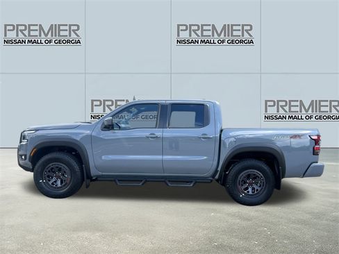 New 2025 Nissan Frontier PRO-4X w/ Pro Convenience Package image 32