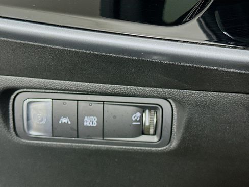 Used 2024 Honda Prologue Touring image 17