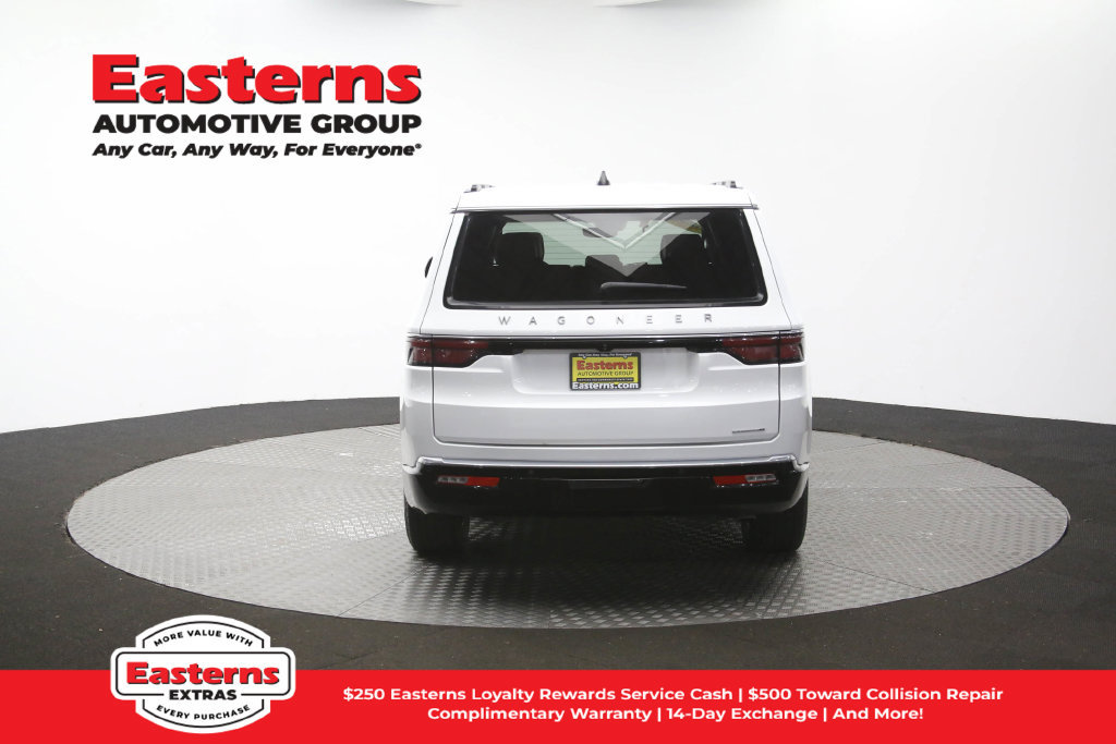Used 2024 Jeep Wagoneer Series II AWD/4WD image 40
