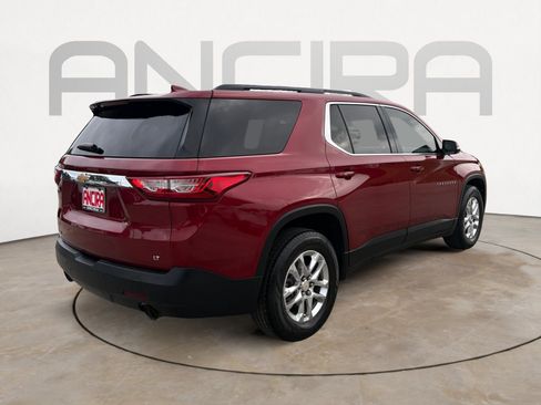 Used 2019 Chevrolet Traverse LT FWD image 11