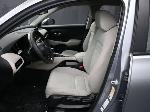 Certified 2024 Honda HR-V LX image 18