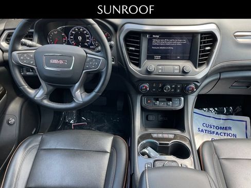 Used 2023 GMC Acadia AT4 w/ Technology Package AWD/4WD image 9