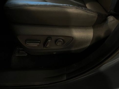 Used 2025 Toyota Grand Highlander FWD image 22