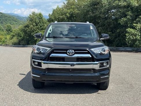 Used 2023 Toyota 4Runner Limited AWD/4WD image 29