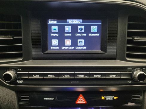 Used 2020 Hyundai Elantra SE w/ Cargo Package (C1) image 25