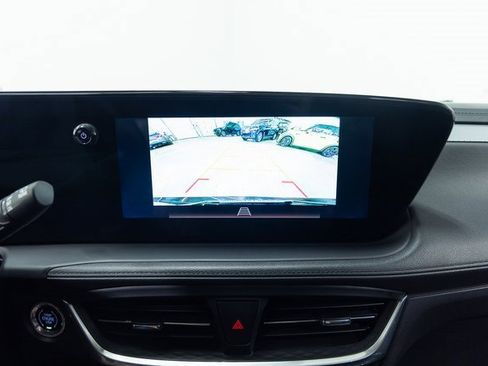 Used 2024 Buick Encore GX Sport Touring image 19