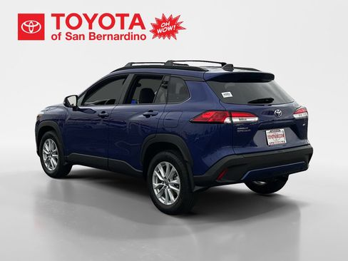 Certified 2025 Toyota Corolla Cross LE FWD image 3