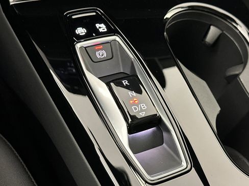 Used 2025 Audi A6 e-tron Premium w/ Convenience Package image 20