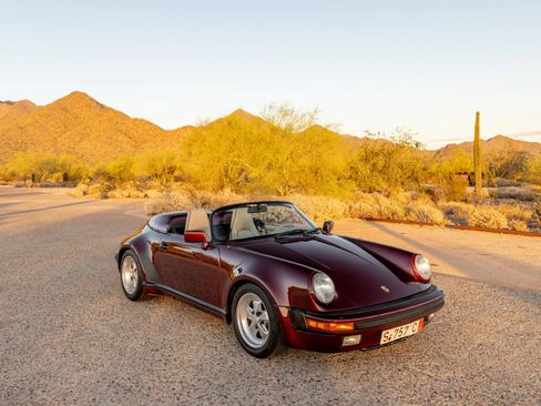 Used 1989 Porsche 911 Carrera RWD image 23