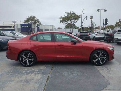 Certified 2024 Volvo S60 B5 Plus FWD image 2