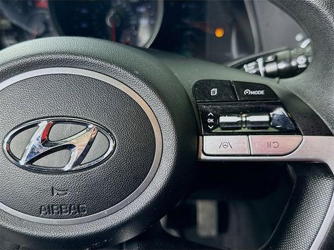 Used 2023 Hyundai Elantra SEL image 23