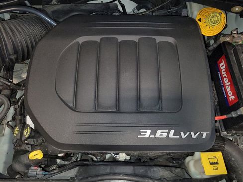 Used 2018 Dodge Grand Caravan GT FWD image 30