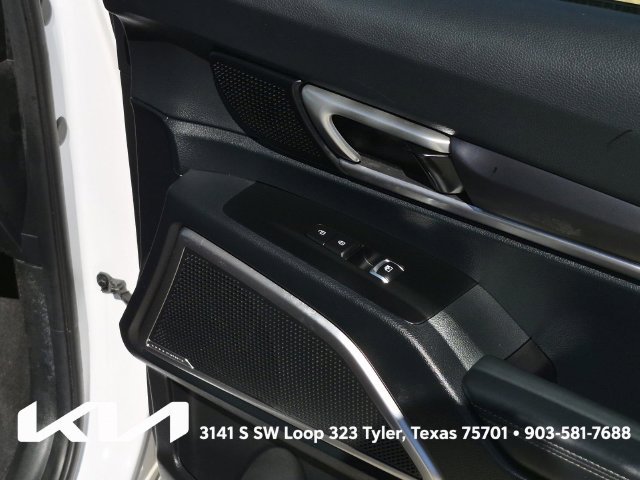 Certified 2024 Kia Telluride LX FWD image 13