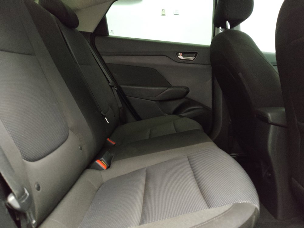 Used 2021 Hyundai Accent SEL FWD image 19